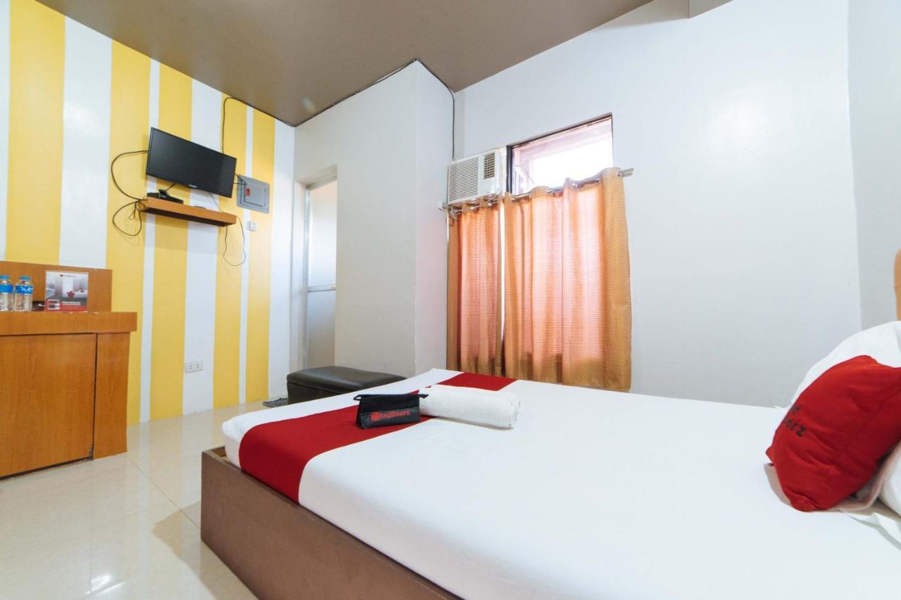 Reddoorz @ Aparente Gensan Hotel General Santos City Екстериор снимка