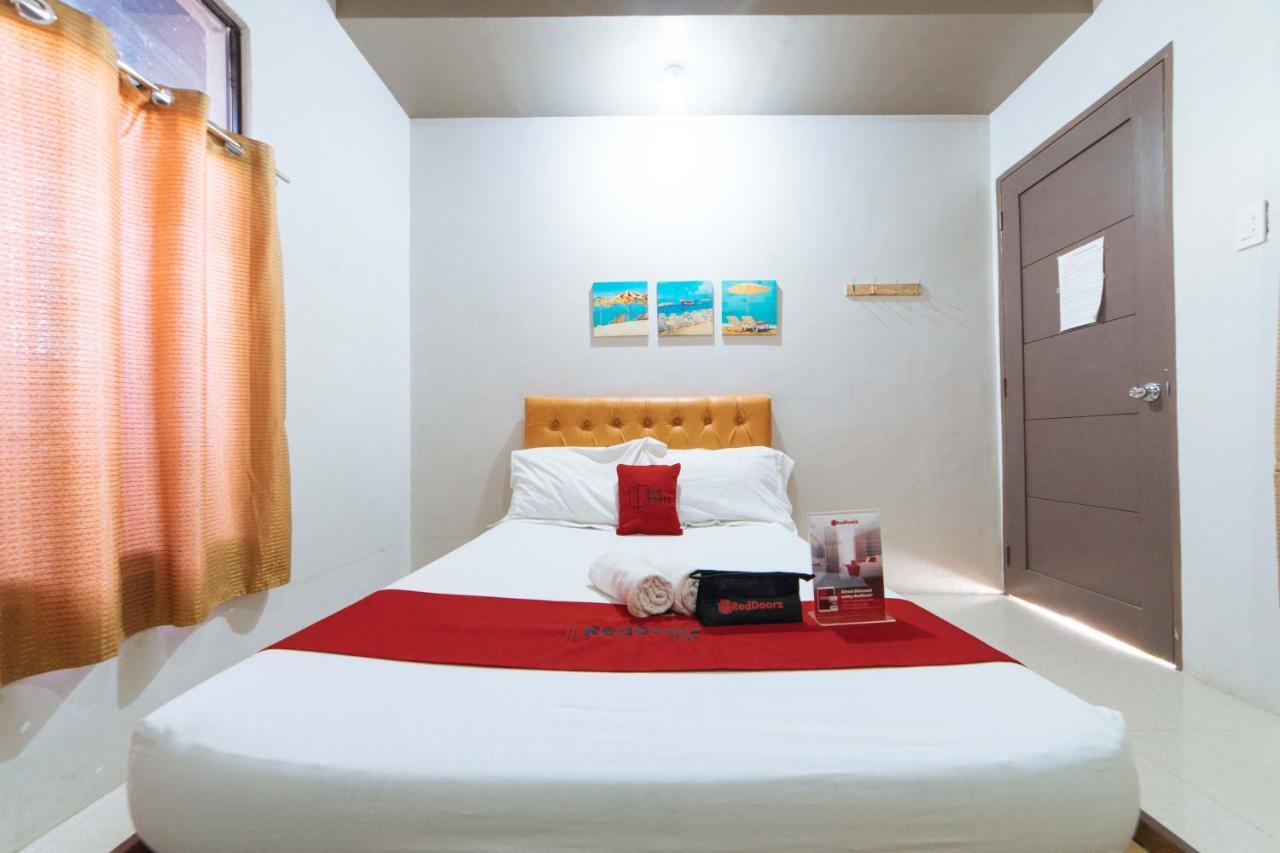 Reddoorz @ Aparente Gensan Hotel General Santos City Екстериор снимка